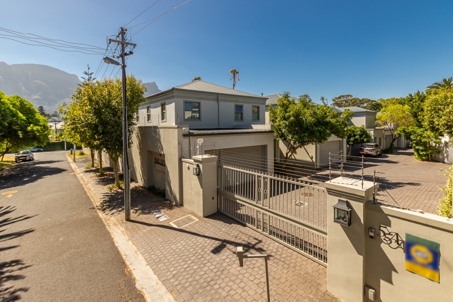 3 Bedroom Property for Sale in Claremont Upper Western Cape